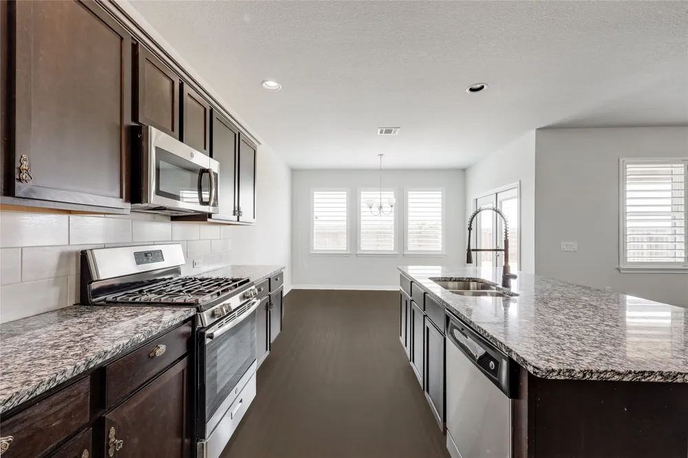 825 Fortrose Terrace Pflugerville, TX 78660