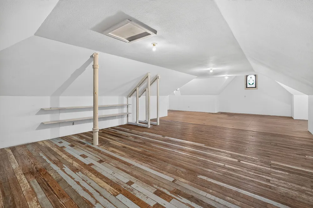 210 E Cedar Street Seguin, TX 78155