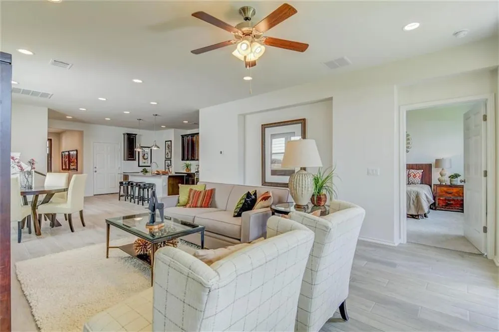 1915 Crimson Rosella Trail Austin, TX 78728