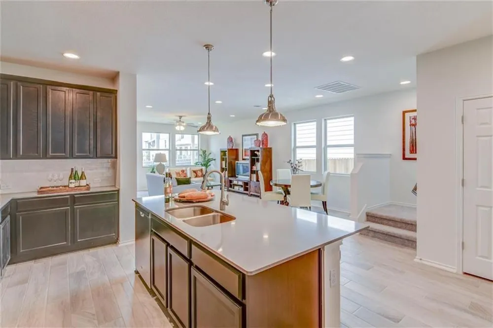 1915 Crimson Rosella Trail Austin, TX 78728
