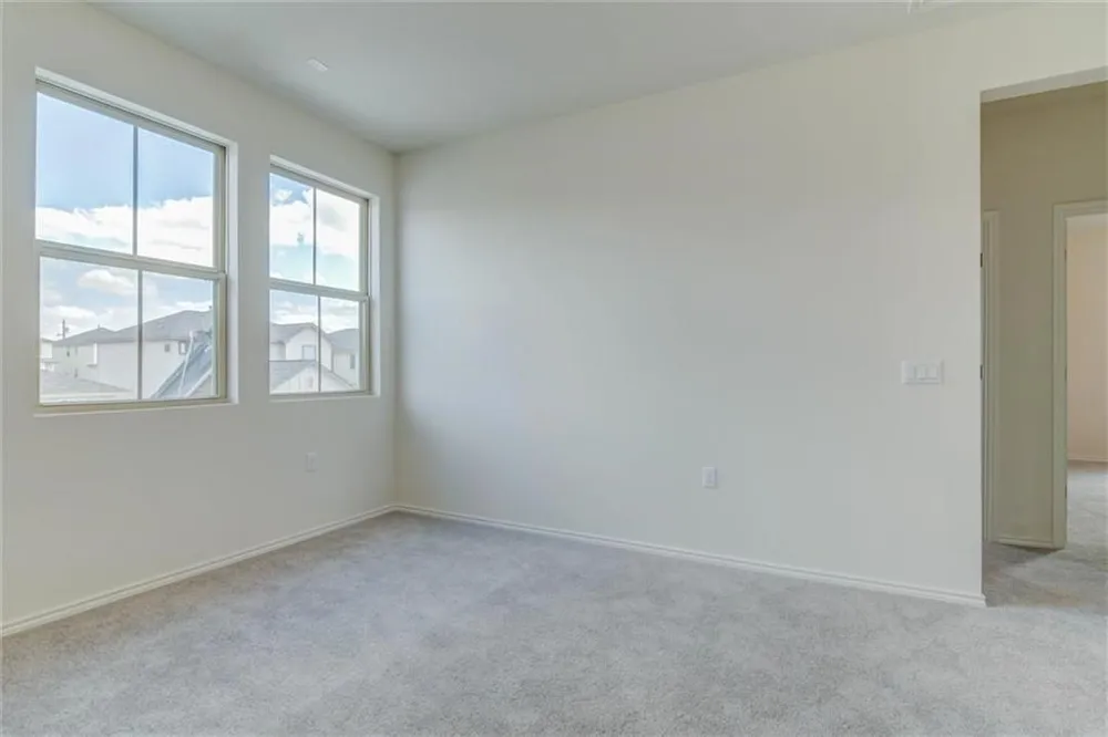 1915 Crimson Rosella Trail Austin, TX 78728