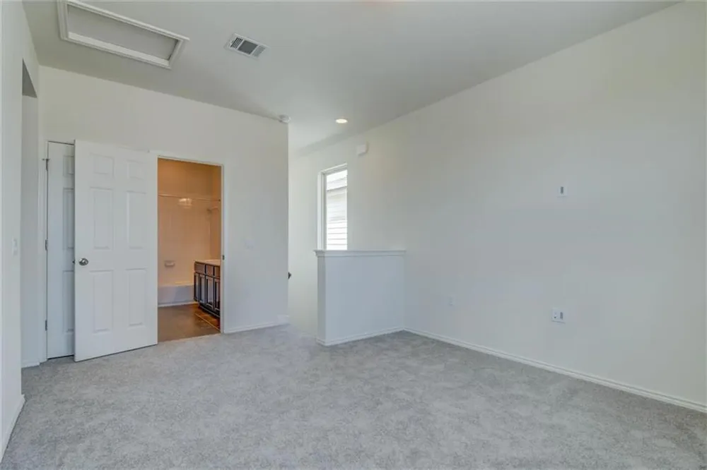 1915 Crimson Rosella Trail Austin, TX 78728