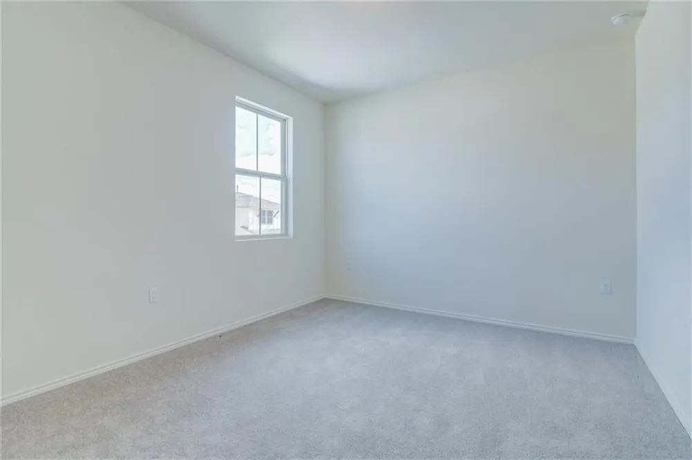 1915 Crimson Rosella Trail Austin, TX 78728