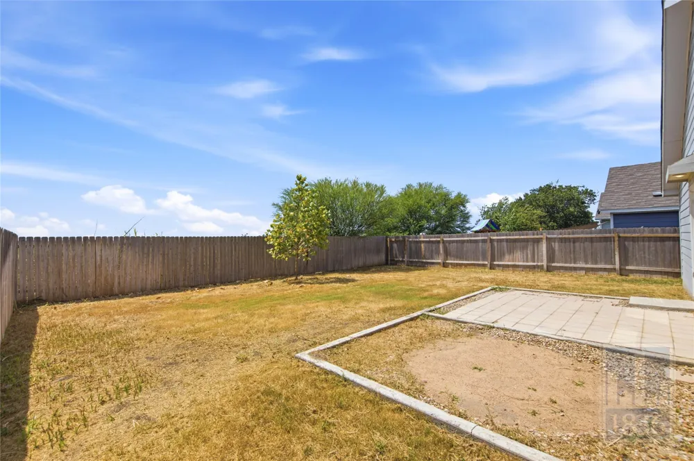 612 Clear Sky Drive Lockhart, TX 78644