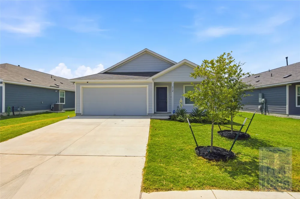 612 Clear Sky Drive Lockhart, TX 78644