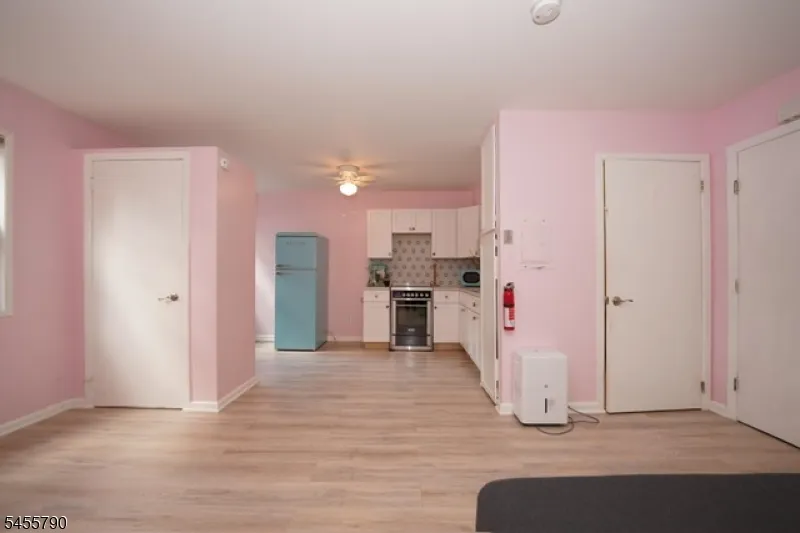 15 Forest St #11 Unit 11 Montclair, NJ 07042