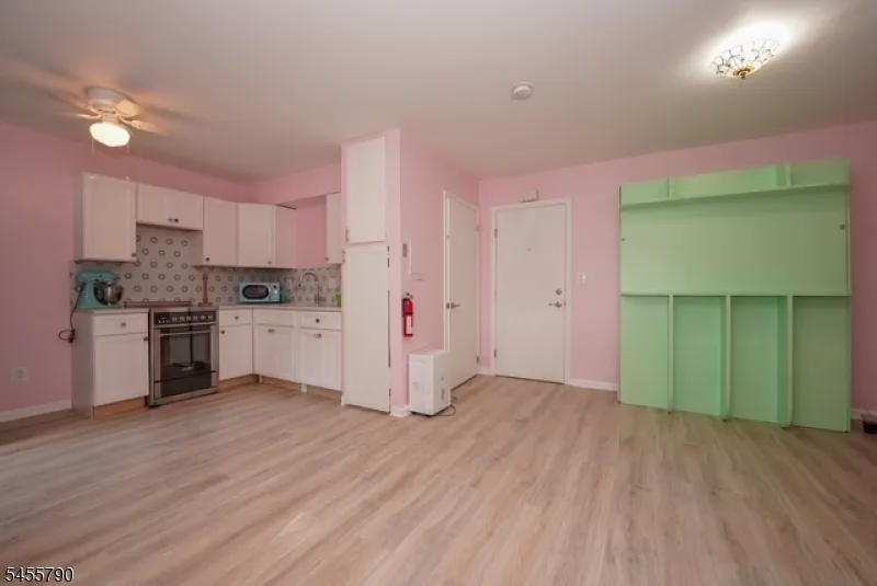 15 Forest St #11 Unit 11 Montclair, NJ 07042