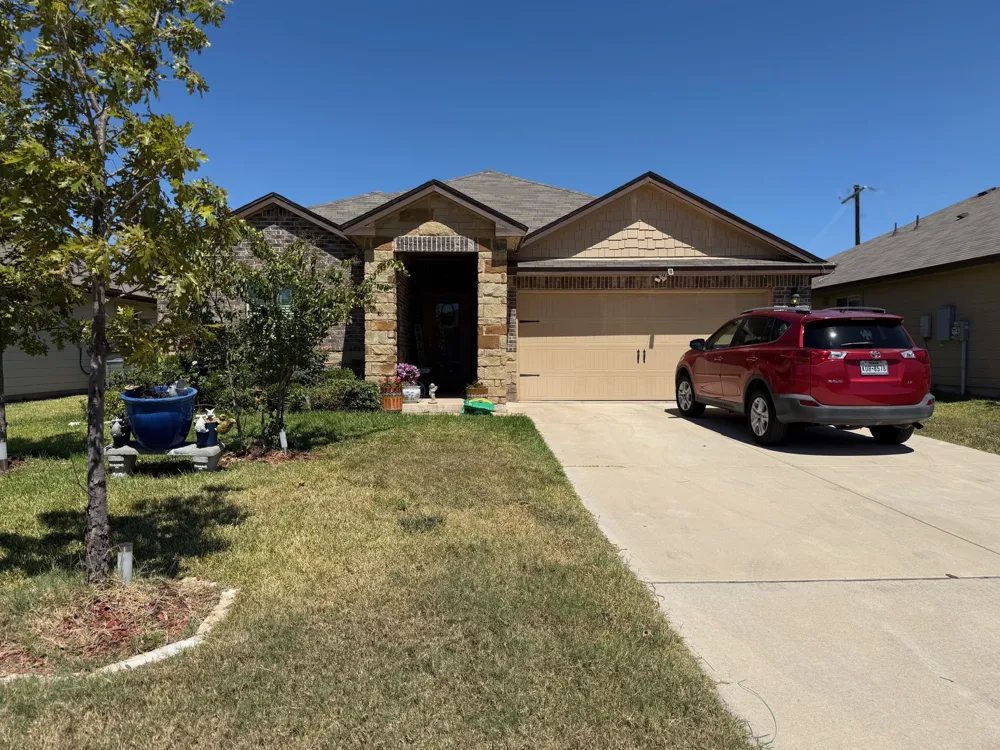 617 Ibis Falls Loop Jarrell, TX 76537