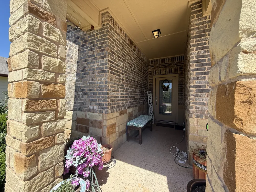 617 Ibis Falls Loop Jarrell, TX 76537