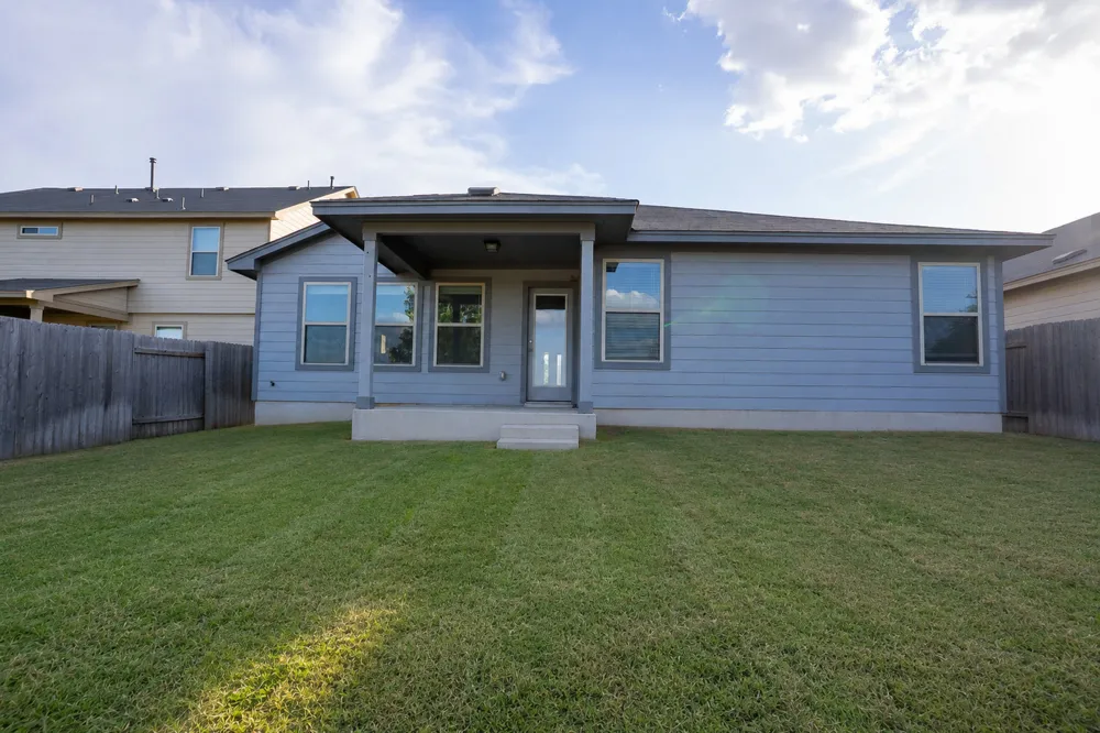 345 Horsemint Way San Marcos, TX 78666
