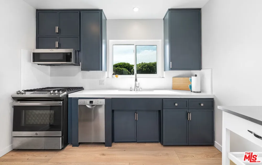 1014 Pier Avenue Santa Monica, CA 90405