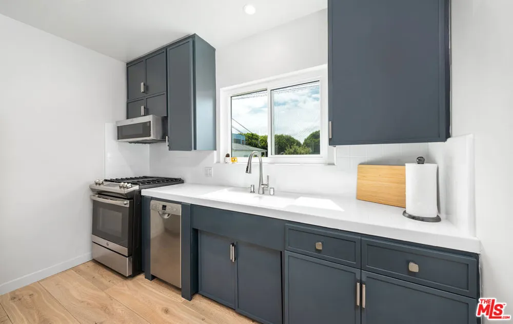1014 Pier Avenue Santa Monica, CA 90405