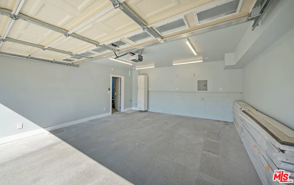 1014 Pier Avenue Santa Monica, CA 90405