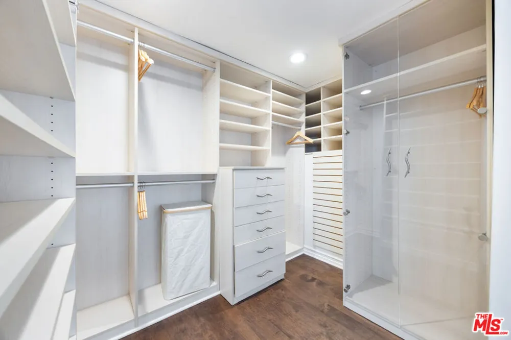 1398 Miller Drive Los Angeles, CA 90069