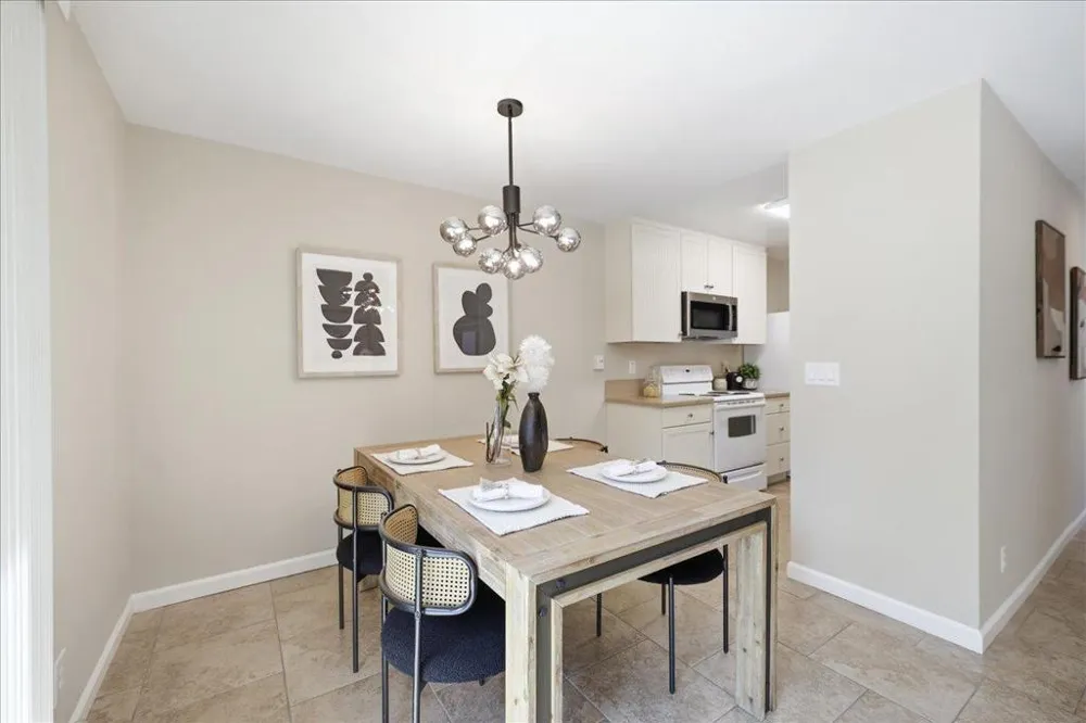 2562 S Park Lane Santa Clara, CA 95051