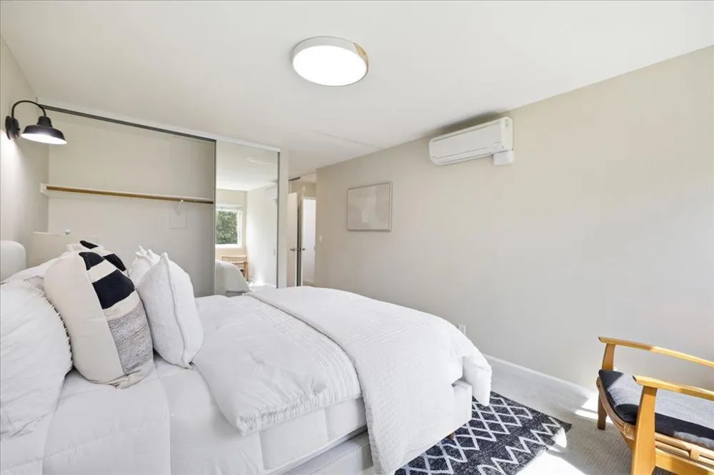 2562 S Park Lane Santa Clara, CA 95051