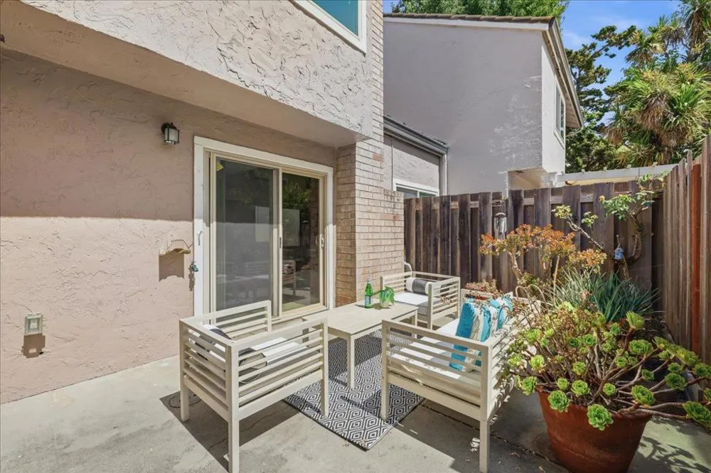 2562 S Park Lane Santa Clara, CA 95051