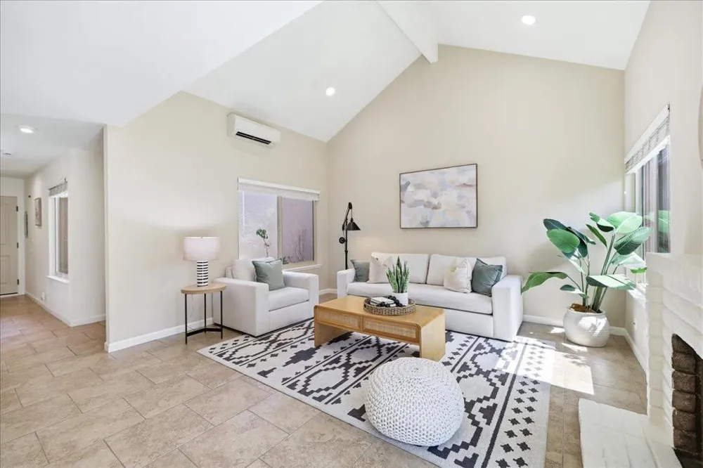 2562 S Park Lane Santa Clara, CA 95051
