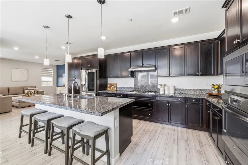 24158 Paseo Del Rancho Valencia, CA 91354