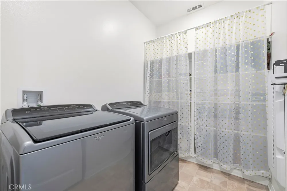 24158 Paseo Del Rancho Valencia, CA 91354