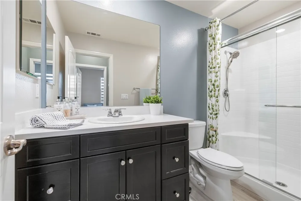 24158 Paseo Del Rancho Valencia, CA 91354