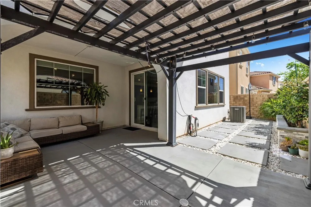24158 Paseo Del Rancho Valencia, CA 91354