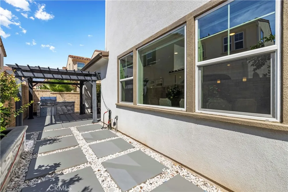 24158 Paseo Del Rancho Valencia, CA 91354