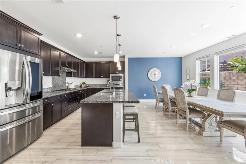 24158 Paseo Del Rancho Valencia, CA 91354