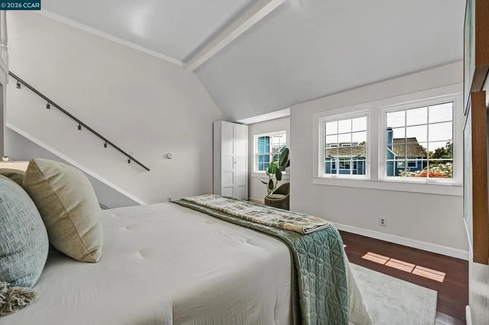 332 Marina Village Way Benicia, CA 94510