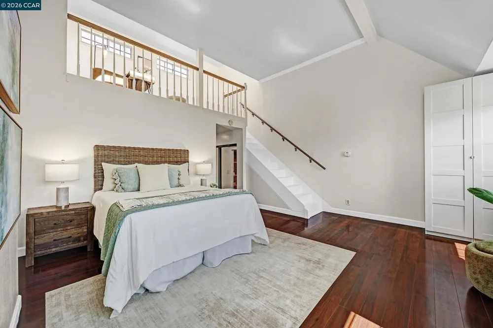 332 Marina Village Way Benicia, CA 94510