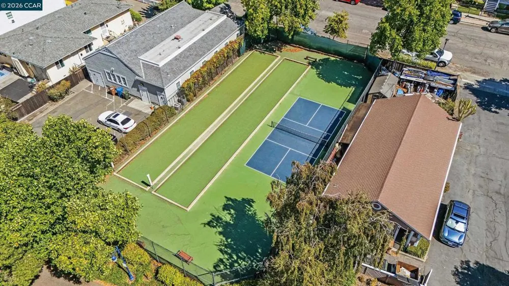 332 Marina Village Way Benicia, CA 94510