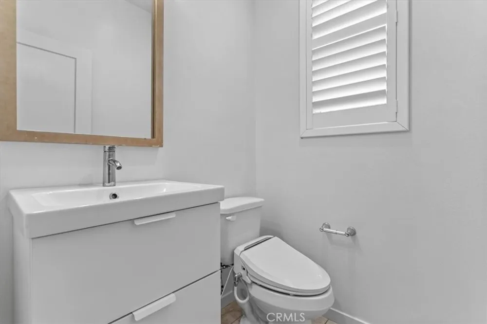 1821 Poppy Drive #5 Simi Valley, CA 93065