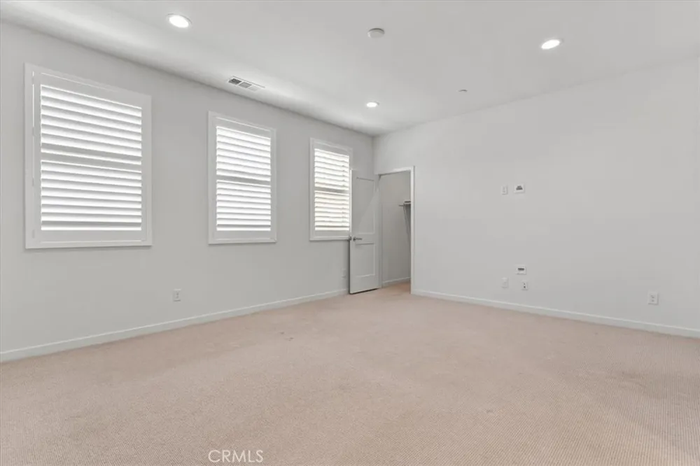 1821 Poppy Drive #5 Simi Valley, CA 93065