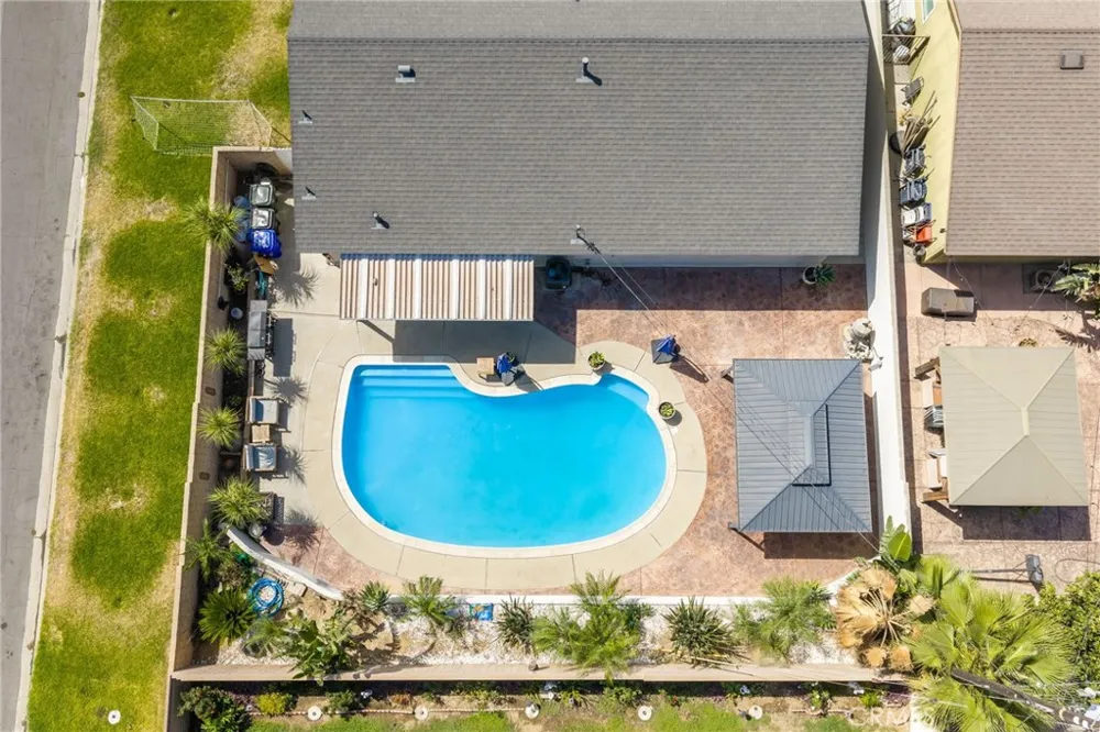 19266 Arbeth Street Rialto, CA 92377