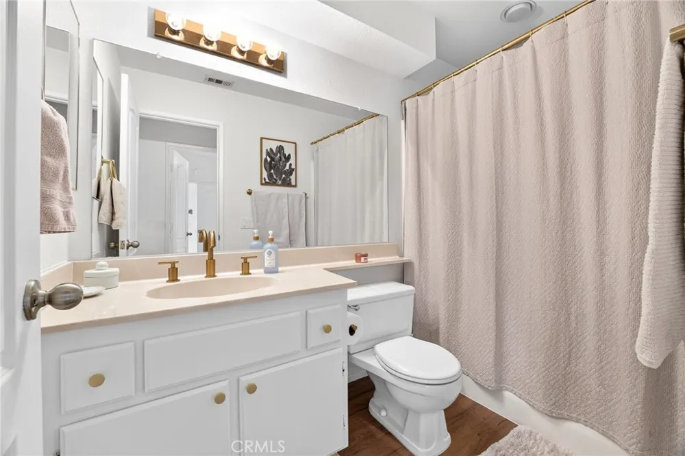 1043 Juniper Banning, CA 92220
