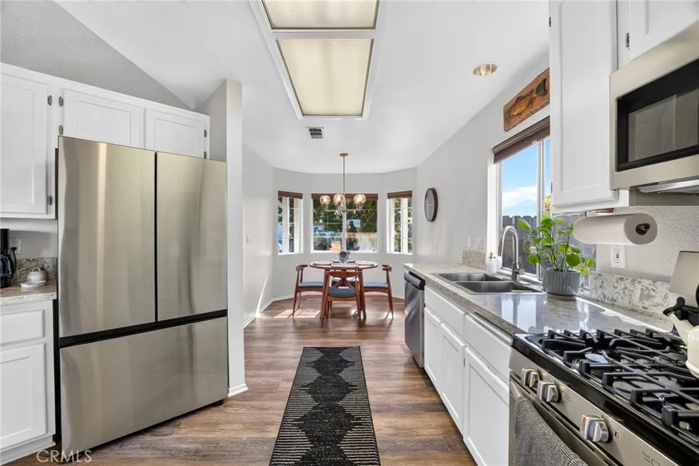 1043 Juniper Banning, CA 92220