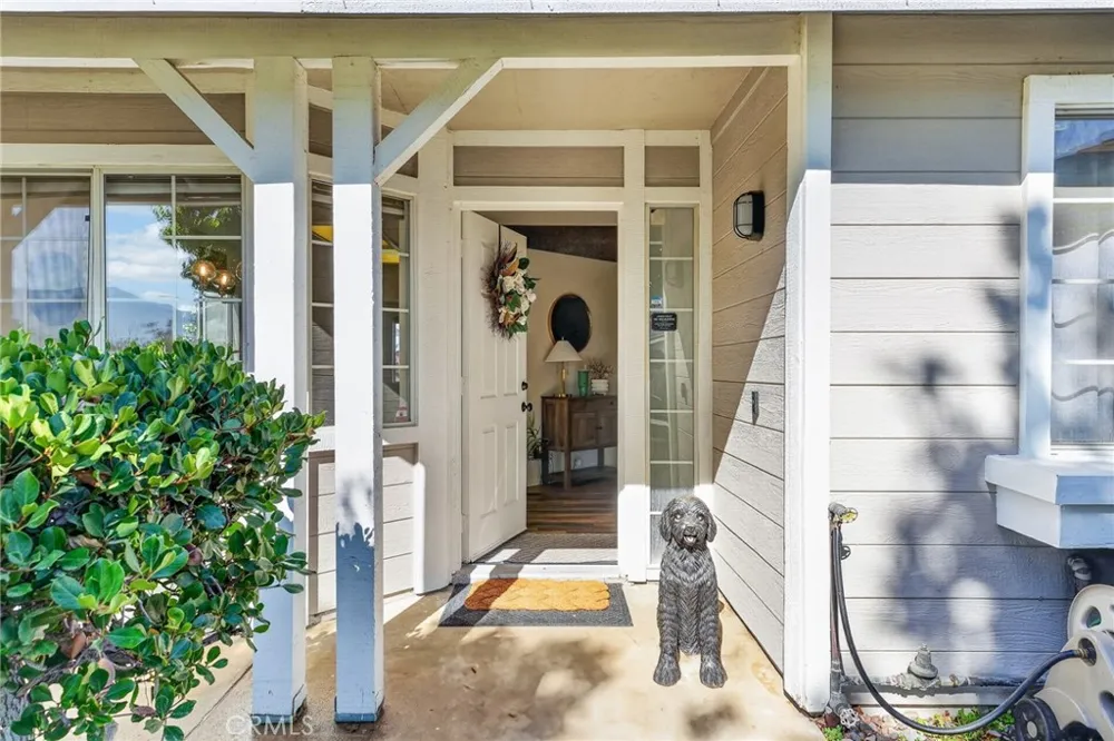 1043 Juniper Banning, CA 92220