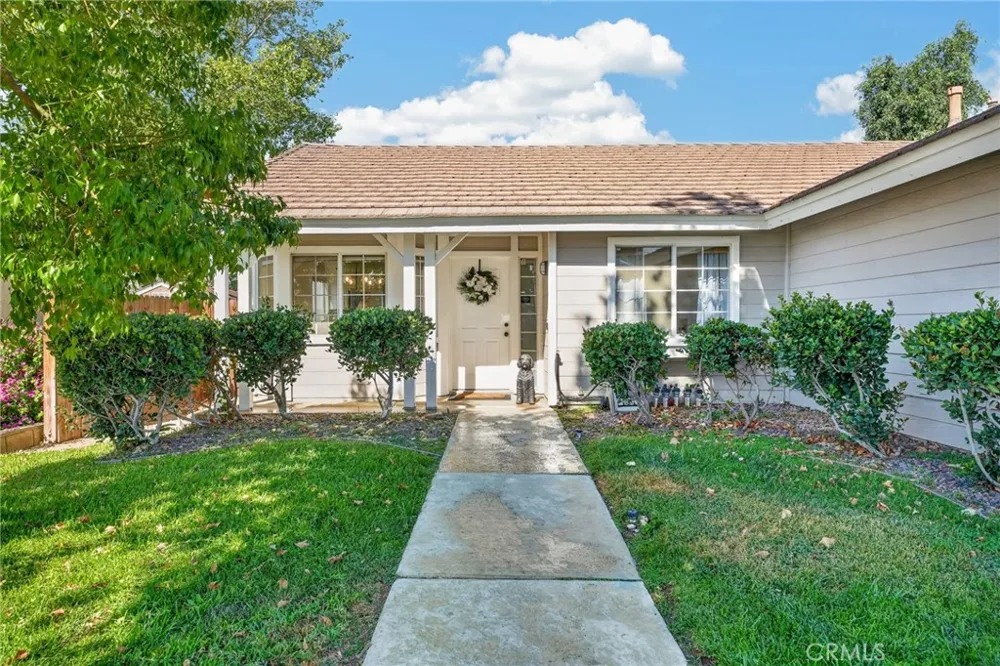 1043 Juniper Banning, CA 92220