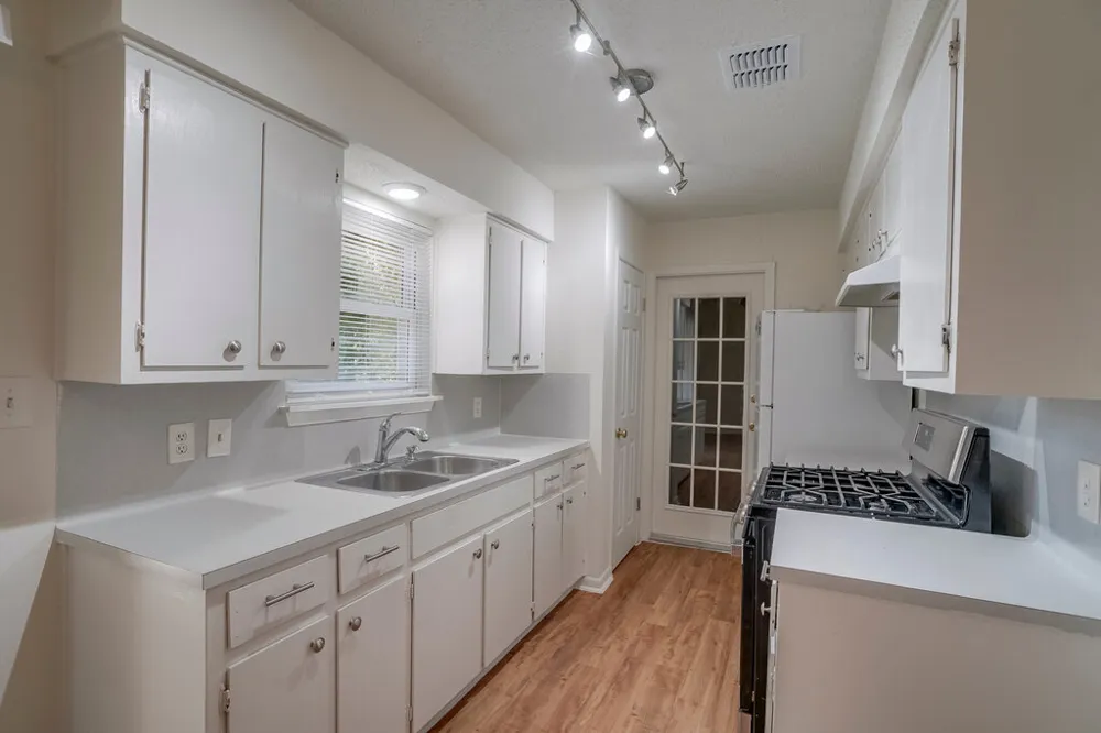 509 Treys Way Austin, TX 78745