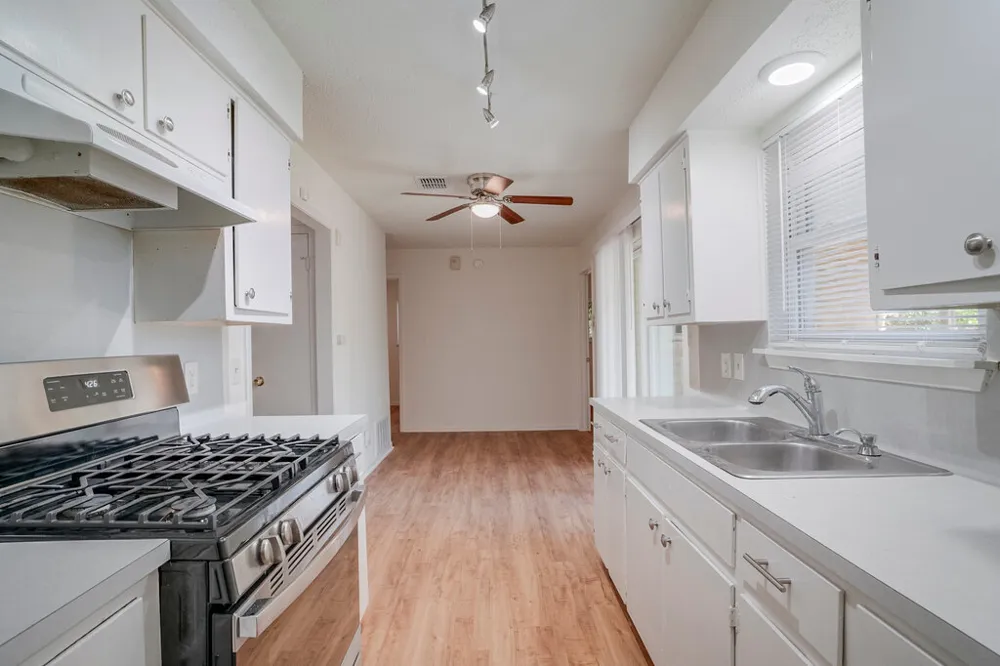 509 Treys Way Austin, TX 78745