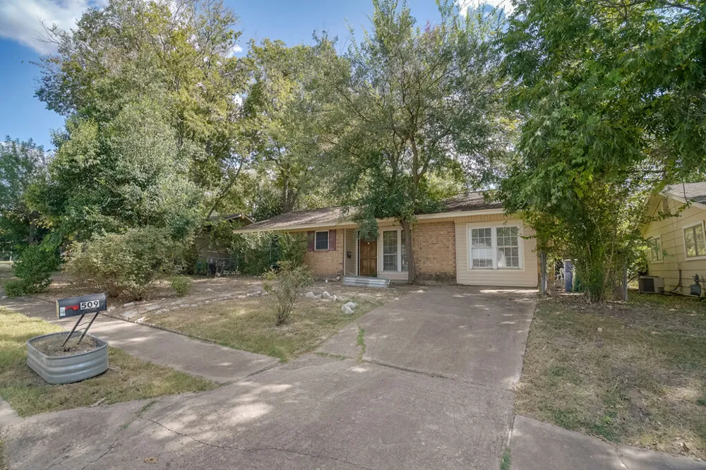 509 Treys Way Austin, TX 78745