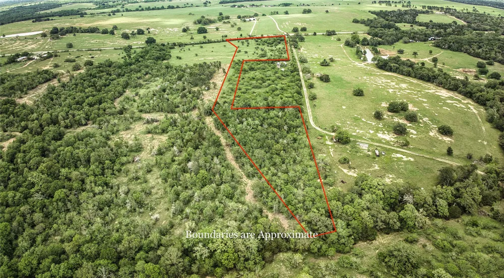 9296 Fm 713 Dale, TX 78616