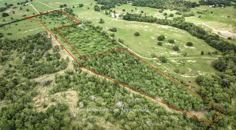 9296 Fm 713 Dale, TX 78616