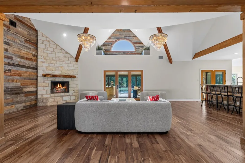23600 Pedernales Canyon Trail Spicewood, TX 78669