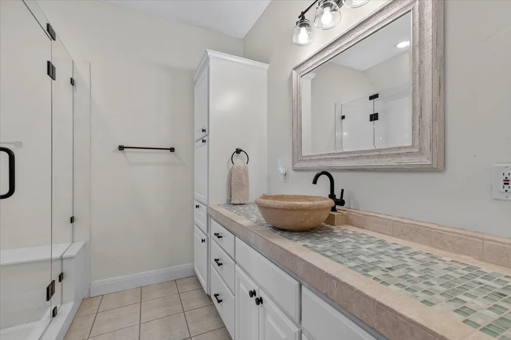 23600 Pedernales Canyon Trail Spicewood, TX 78669