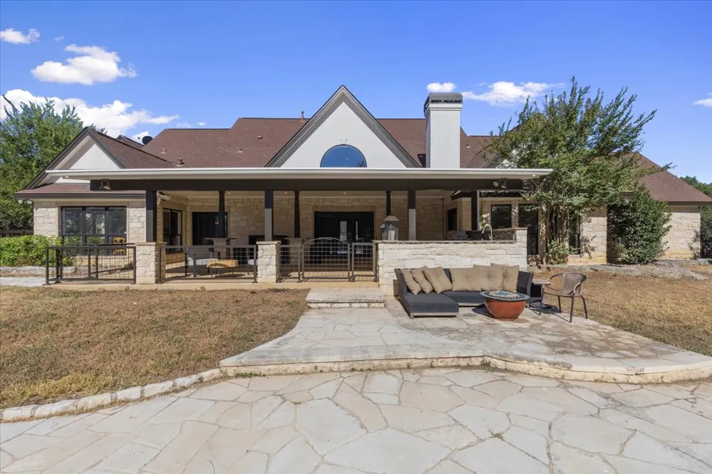 23600 Pedernales Canyon Trail Spicewood, TX 78669