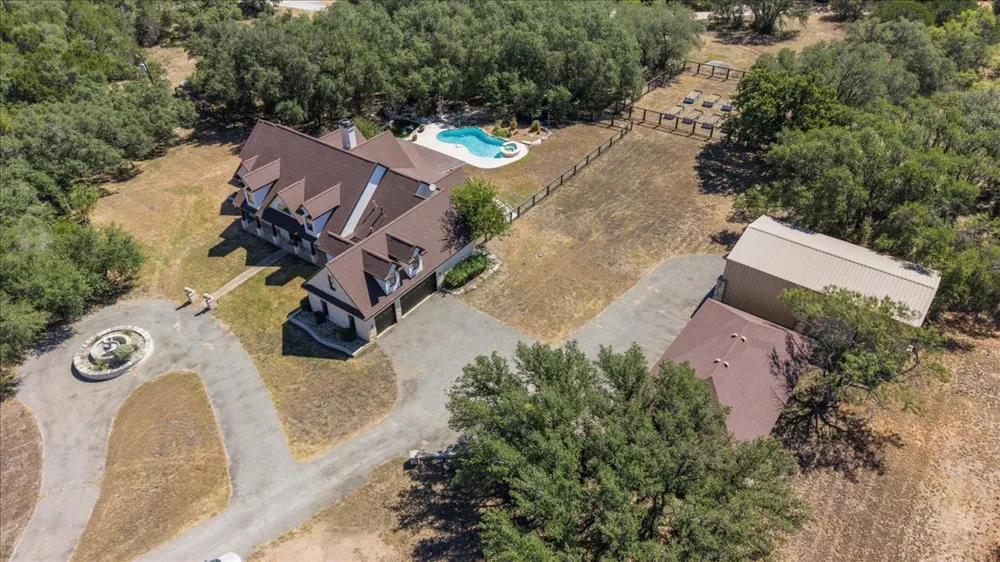 23600 Pedernales Canyon Trail Spicewood, TX 78669