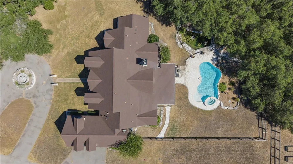 23600 Pedernales Canyon Trail Spicewood, TX 78669