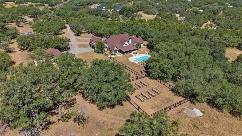23600 Pedernales Canyon Trail Spicewood, TX 78669