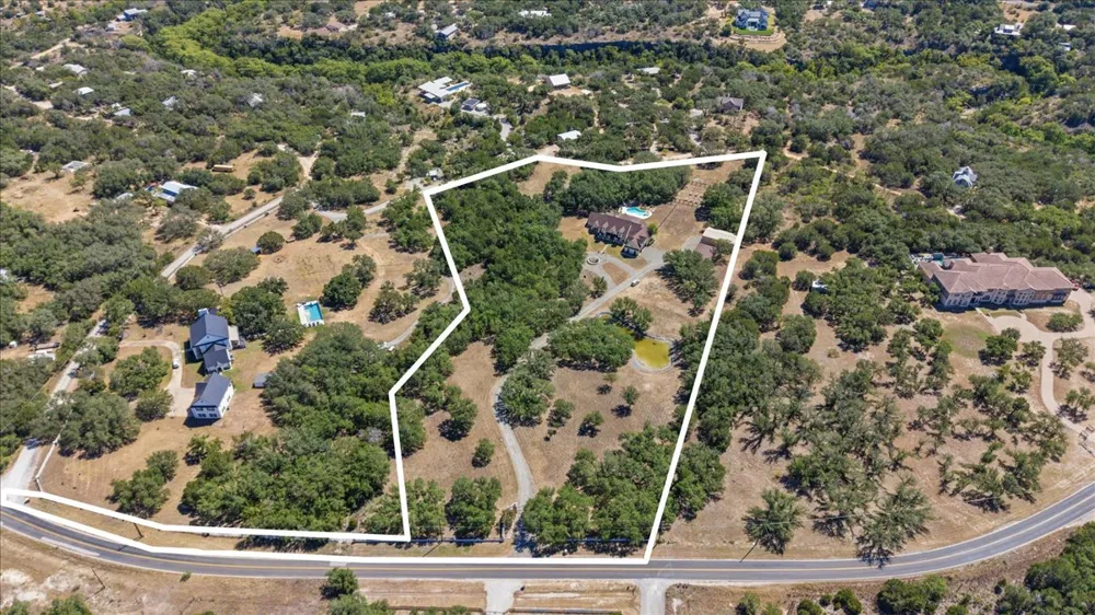 23600 Pedernales Canyon Trail Spicewood, TX 78669